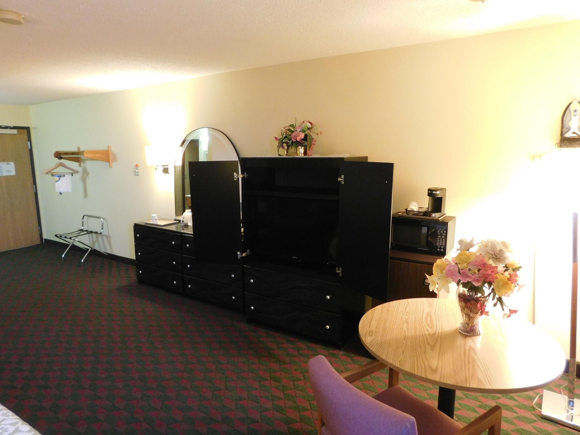 Days Inn By Wyndham Lexington Ne Zewnętrze zdjęcie