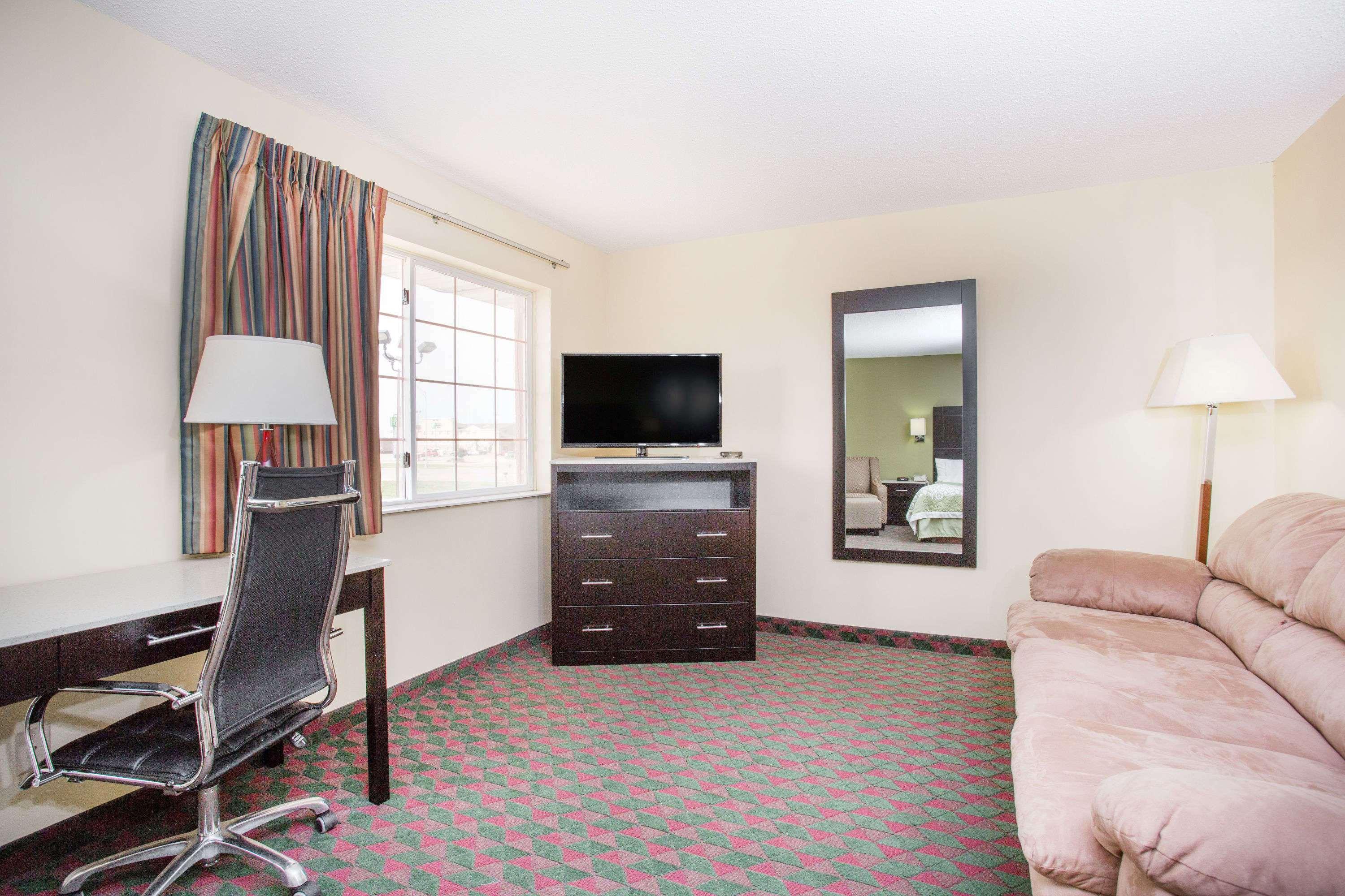 Days Inn By Wyndham Lexington Ne Zewnętrze zdjęcie