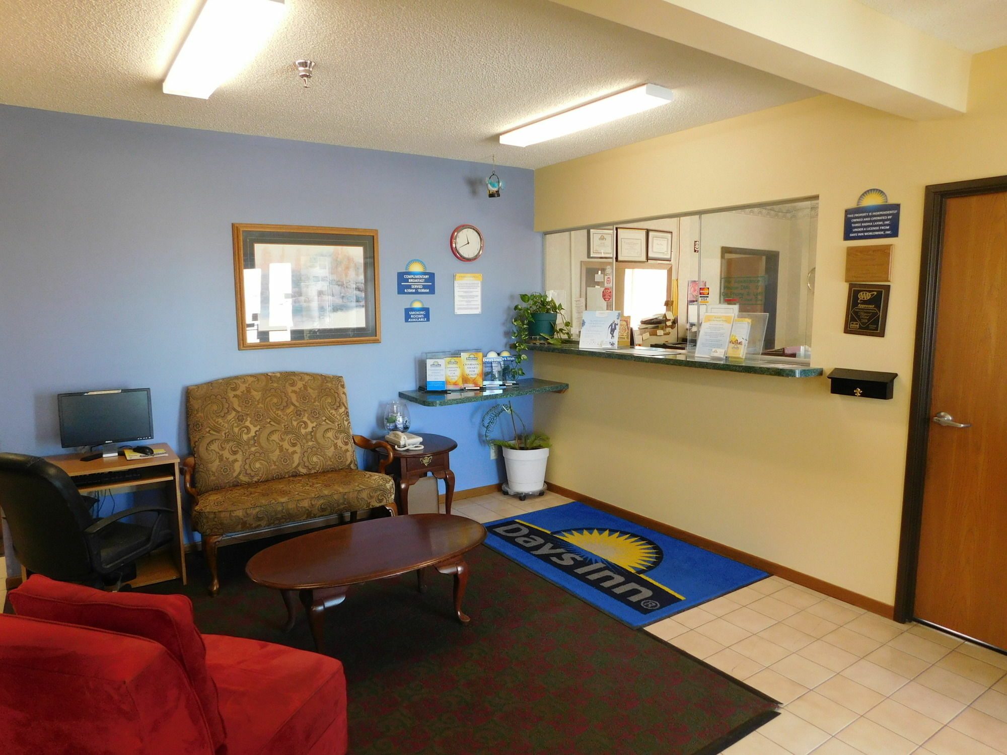 Days Inn By Wyndham Lexington Ne Zewnętrze zdjęcie